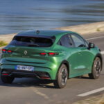 RENAULT CLIO - Thumbnail Image 2