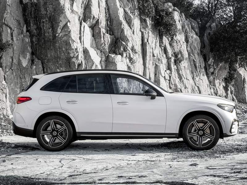 MERCEDES-BENZ GLC - immagine 3