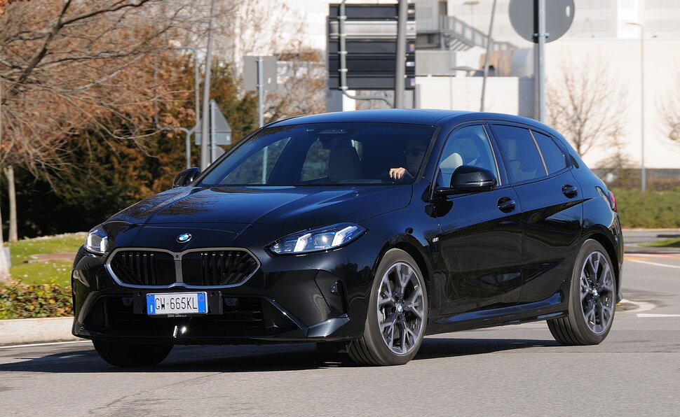 BMW SERIE 1 - immagine 1