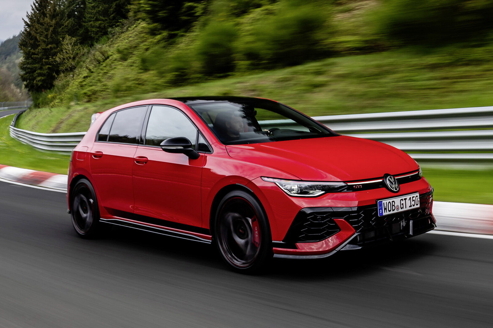 VOLKSWAGEN GOLF - immagine 1