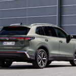 VOLKSWAGEN TIGUAN - Thumbnail Image 2
