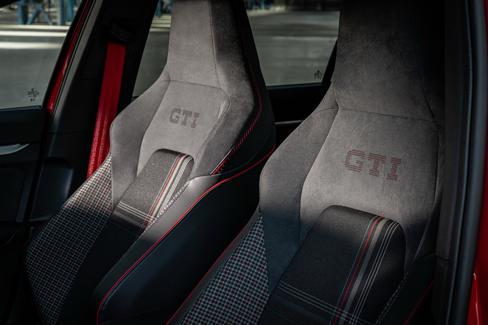 VOLKSWAGEN GOLF - immagine 8