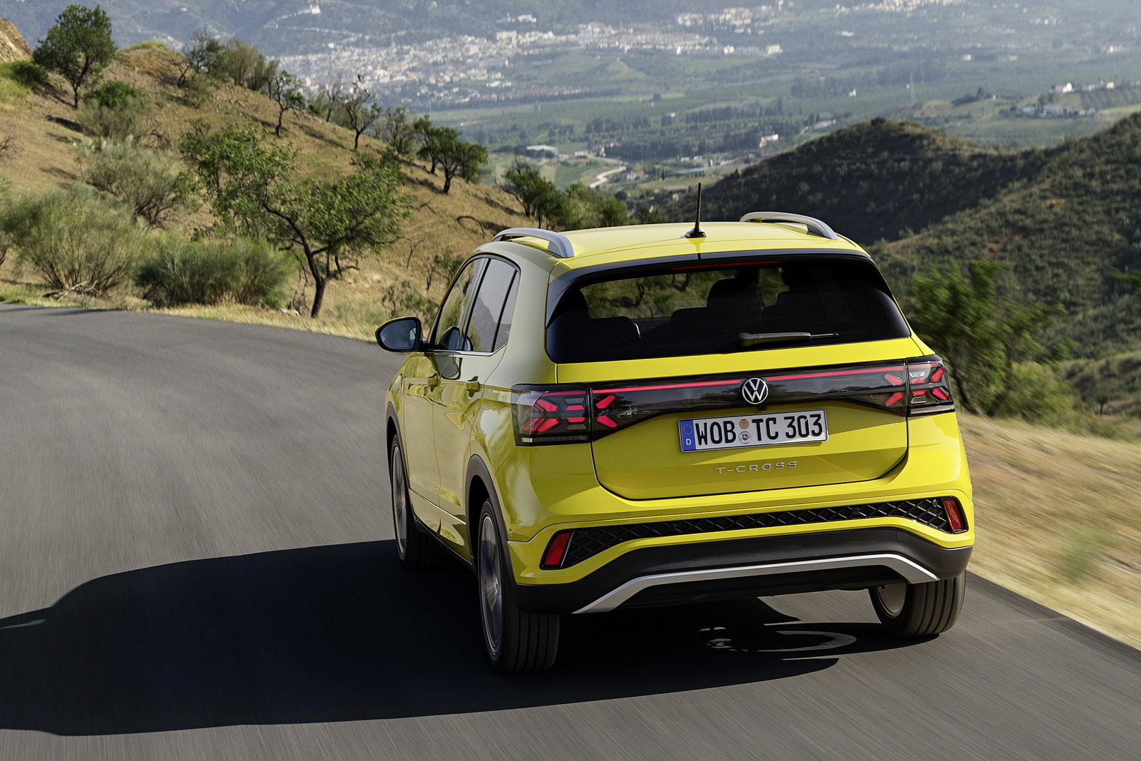 VOLKSWAGEN T-CROSS - immagine 2