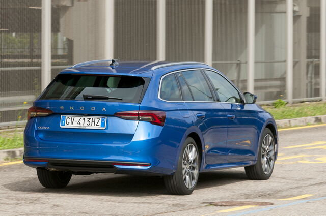 SKODA OCTAVIA WAGON - immagine 2