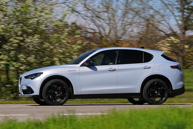ALFA ROMEO STELVIO - immagine 3