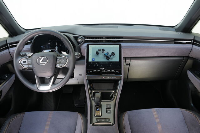 LEXUS LBX - immagine 4
